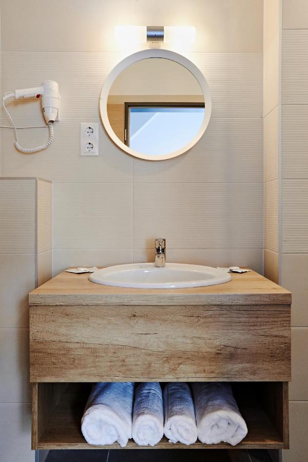 Hotel Adalbert Szent Tamas Haz Έστεργκομ Εξωτερικό φωτογραφία